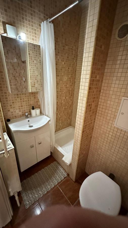 H1 Apartmanok بودابست المظهر الخارجي الصورة