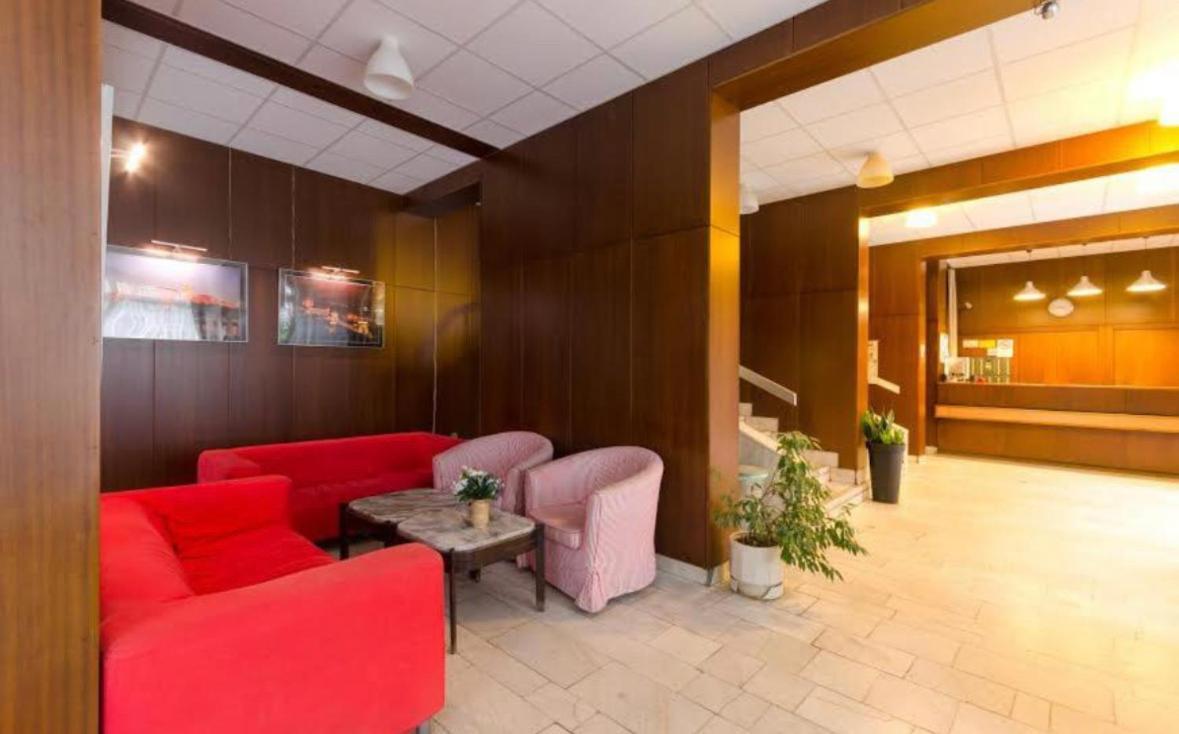 H1 Apartmanok بودابست المظهر الخارجي الصورة